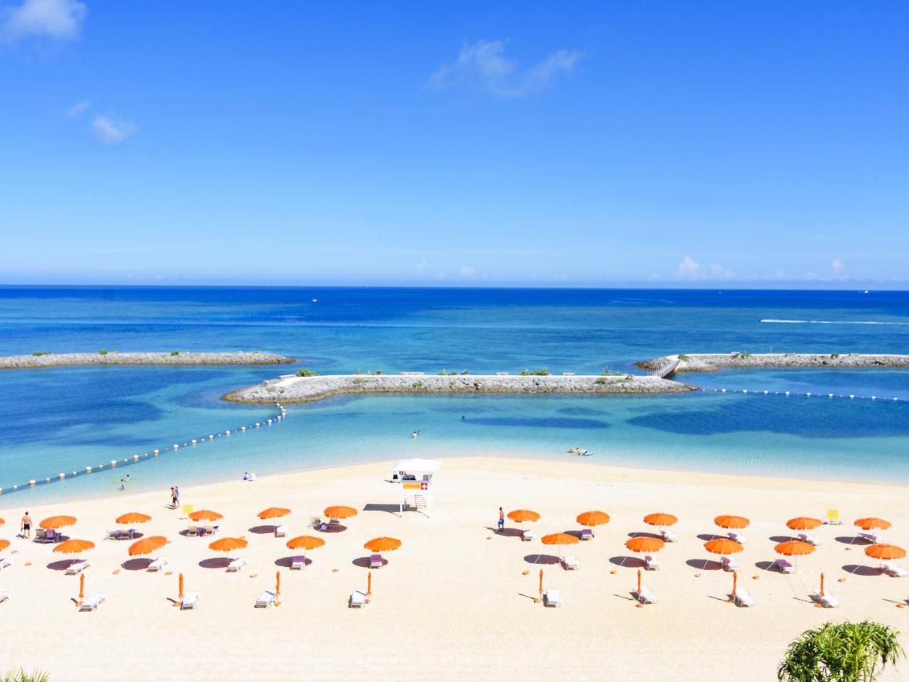 Sheraton Okinawa Sunmarina Resort Onna Bagian luar foto