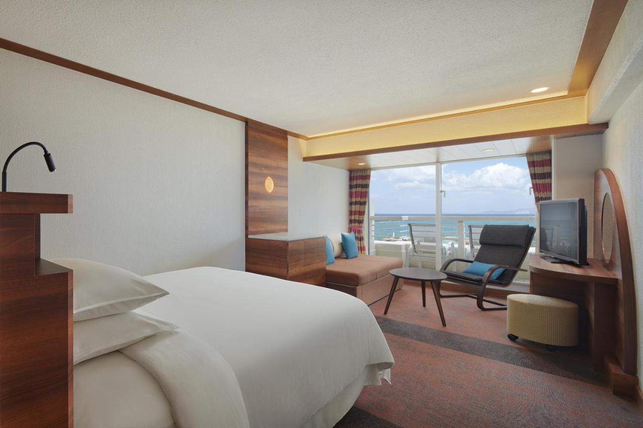 Sheraton Okinawa Sunmarina Resort Onna Bagian luar foto